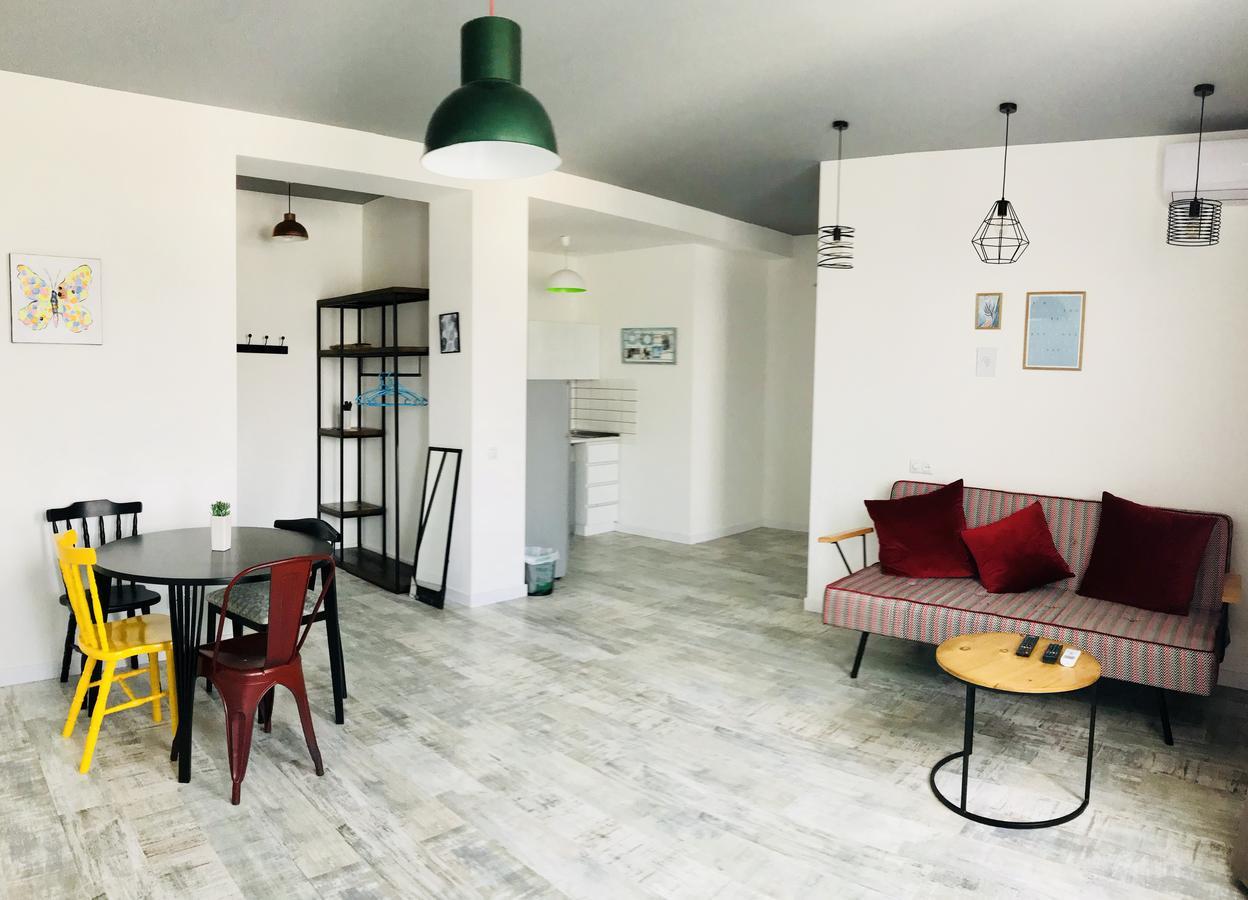 City Center Apartments By Happy Place Tbilisi Ngoại thất bức ảnh