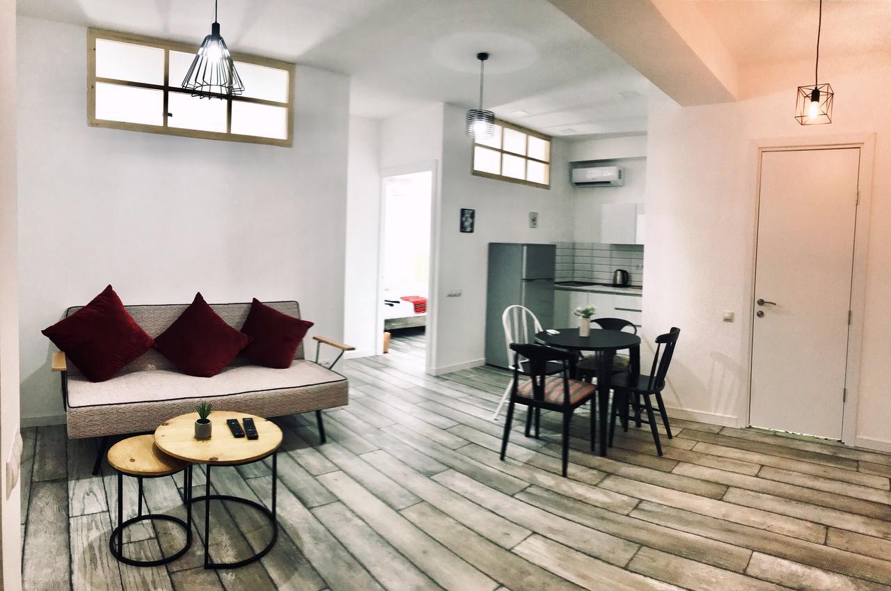 City Center Apartments By Happy Place Tbilisi Ngoại thất bức ảnh