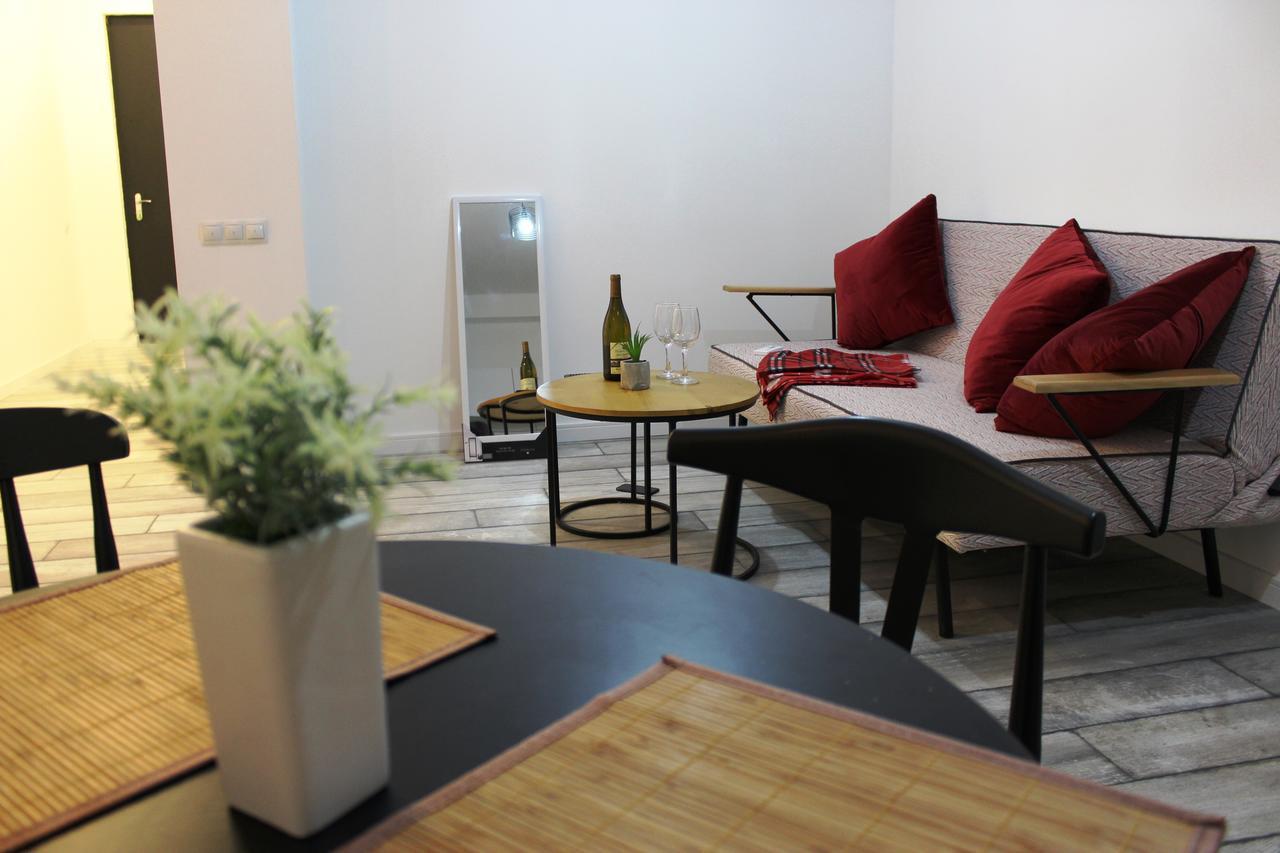 City Center Apartments By Happy Place Tbilisi Ngoại thất bức ảnh